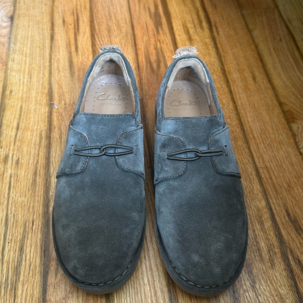 Clark’s Unstructured Suede Slip On Loafers with elastic band detail
